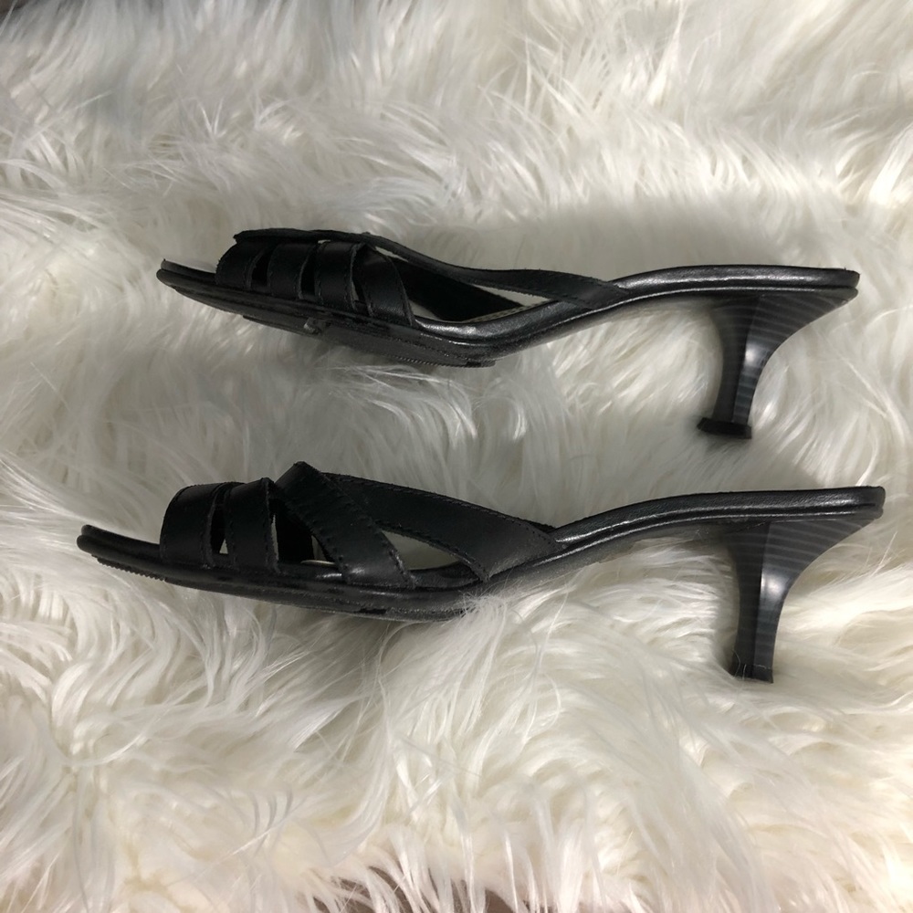 $ NWT Nine West Blk 2.5” Heels 8M Leather